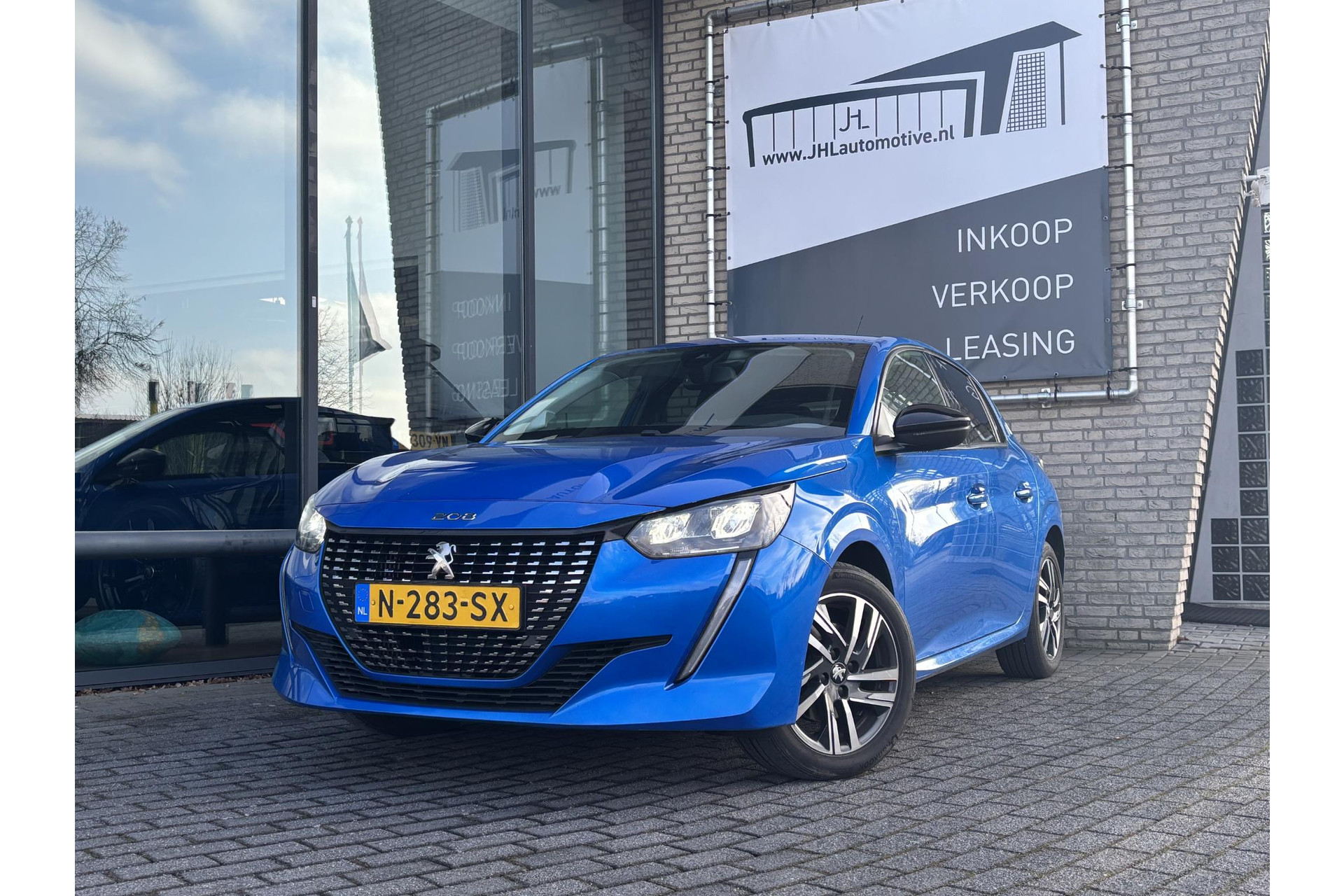 Peugeot 208 1.2 Allure*AUTOM*CARPLAY*ECC*CRUISE*NAVI*HAAK*CAM*